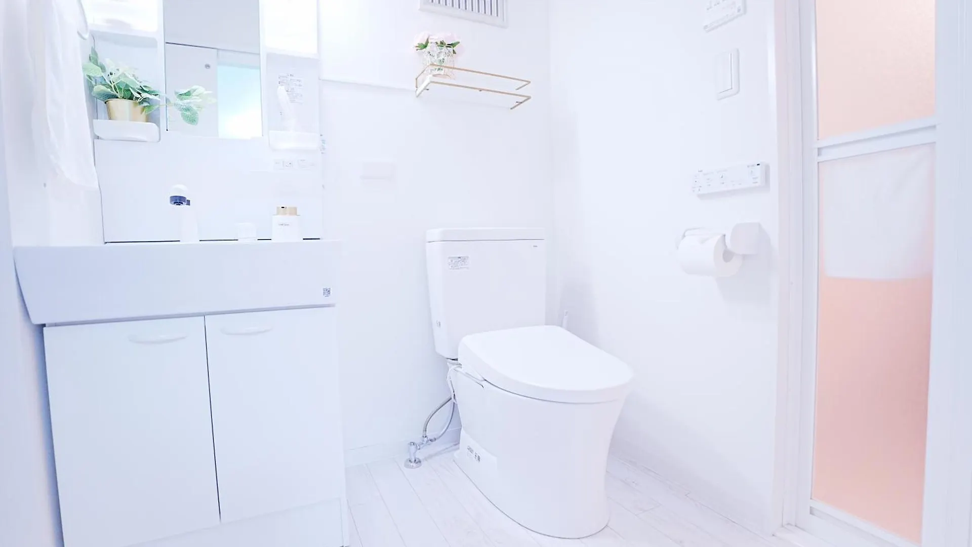 Sirohouse Apartment Tokyo Japan